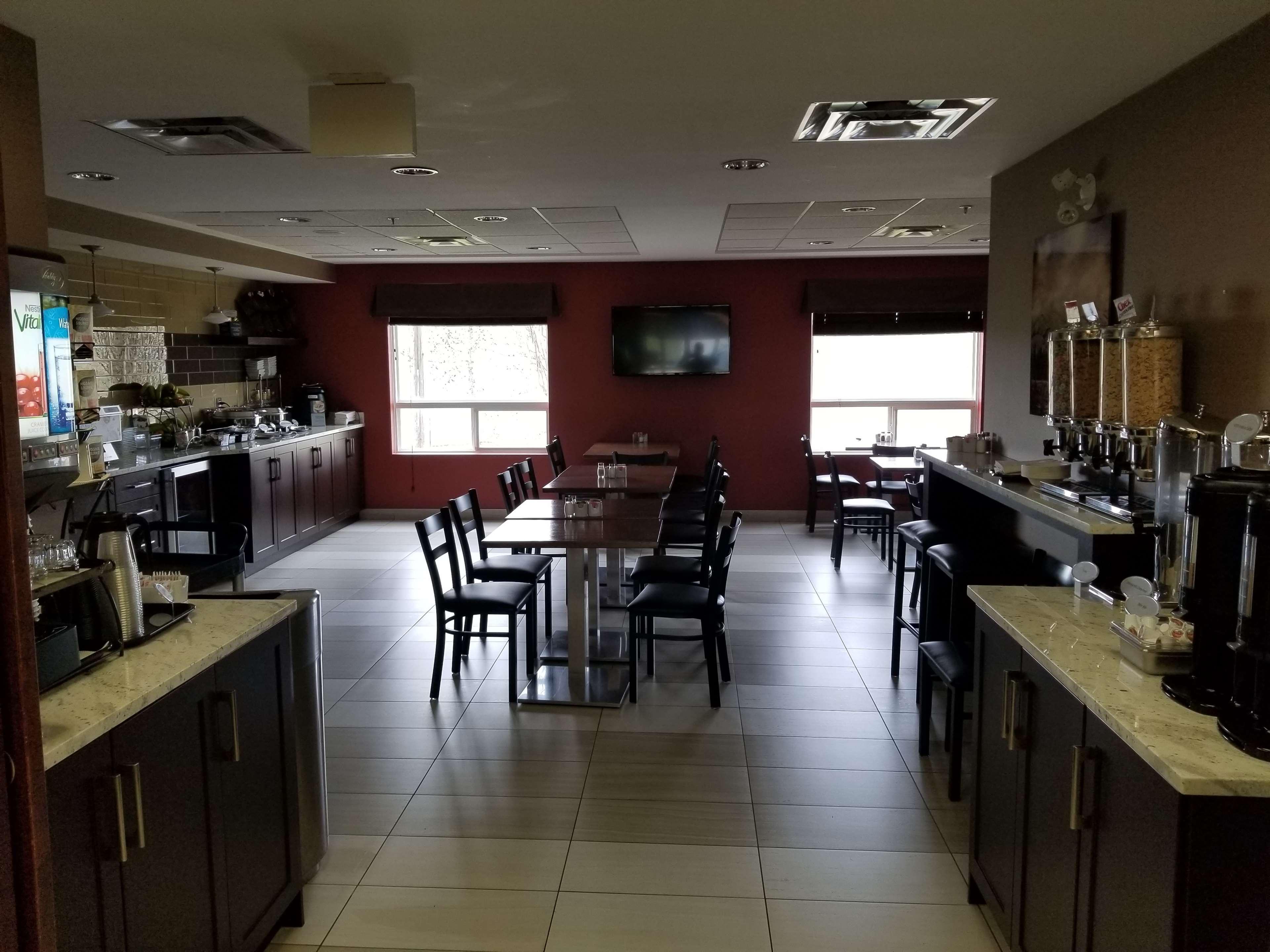Best Western Plus Red Deer Inn & Suite Zewnętrze zdjęcie