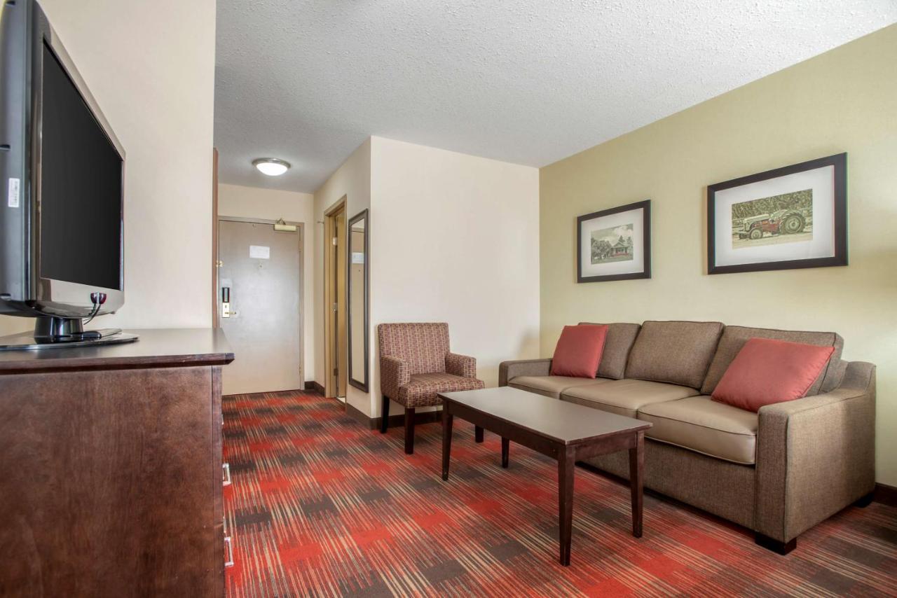Best Western Plus Red Deer Inn & Suite Zewnętrze zdjęcie