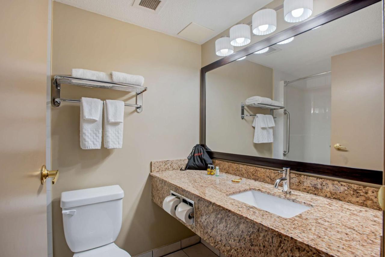 Best Western Plus Red Deer Inn & Suite Zewnętrze zdjęcie