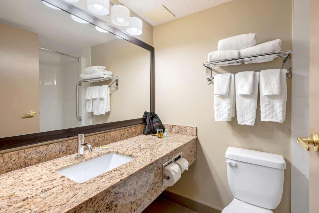 Best Western Plus Red Deer Inn & Suite Zewnętrze zdjęcie