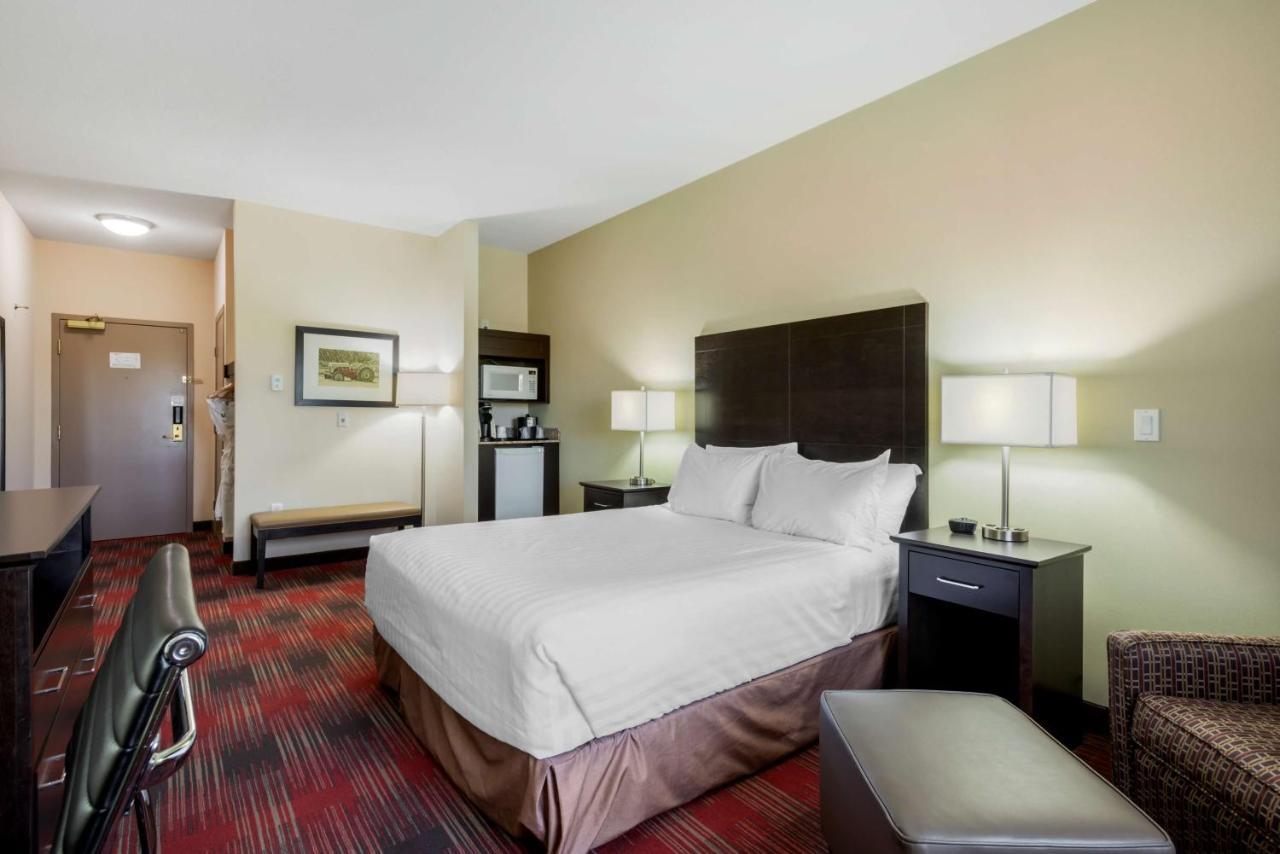 Best Western Plus Red Deer Inn & Suite Zewnętrze zdjęcie