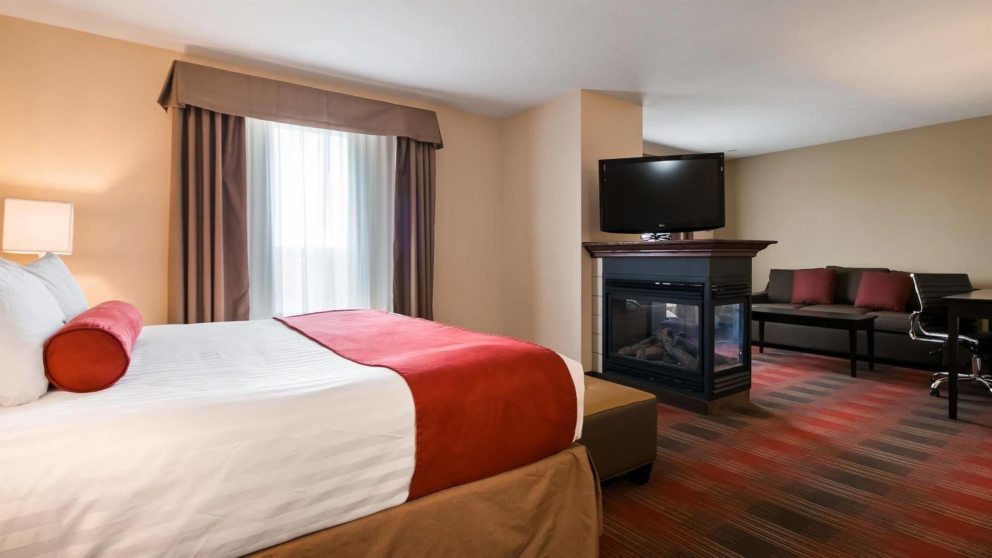 Best Western Plus Red Deer Inn & Suite Zewnętrze zdjęcie