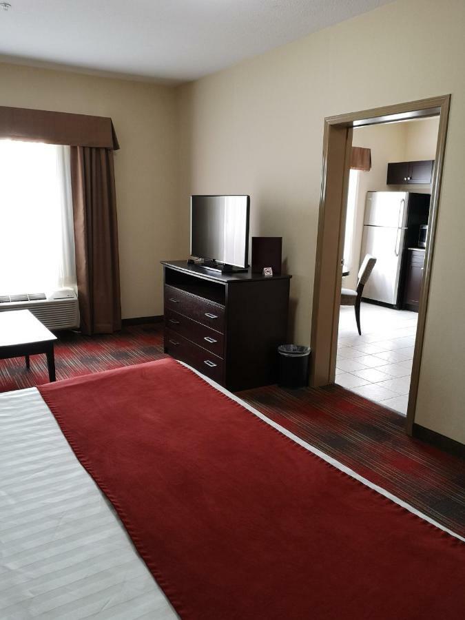 Best Western Plus Red Deer Inn & Suite Zewnętrze zdjęcie