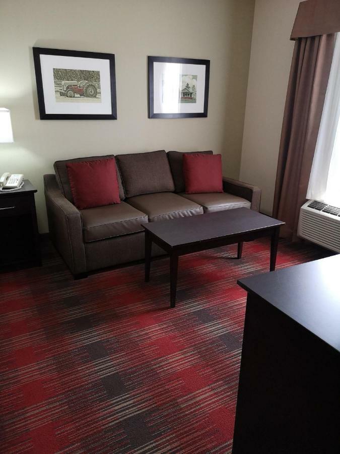 Best Western Plus Red Deer Inn & Suite Zewnętrze zdjęcie